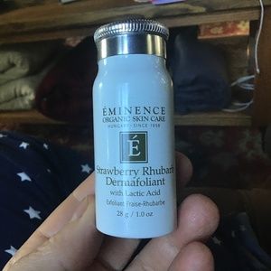 Eminence strawberry rhubarb dermafoliant